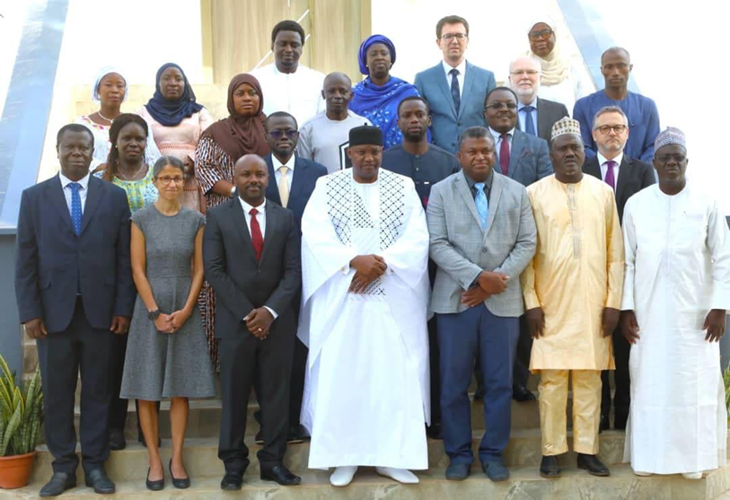 The international experts, accompanied by Minister of Health Ahmadou Samateh and the national focal team, met President Adama Barrow during a briefing session in State House, Banjul.