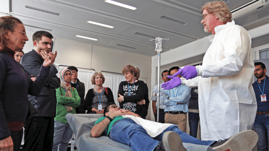 demonstration on?external decontamination