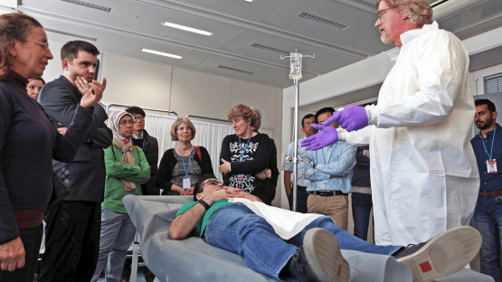 demonstration on?external decontamination