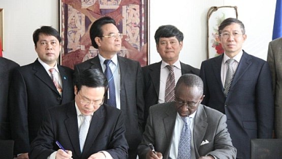 Viet Nam signs CPF
